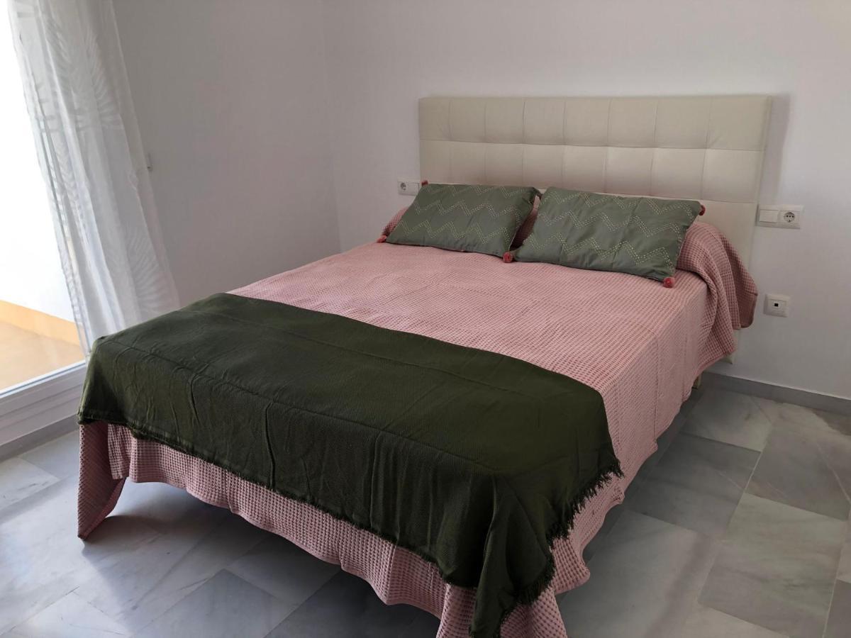 Atico 1 Dormitorio Con Terraza En Calle Vicente Aleixandre Cadix Extérieur photo