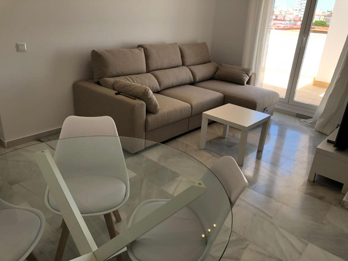 Atico 1 Dormitorio Con Terraza En Calle Vicente Aleixandre Cadix Extérieur photo
